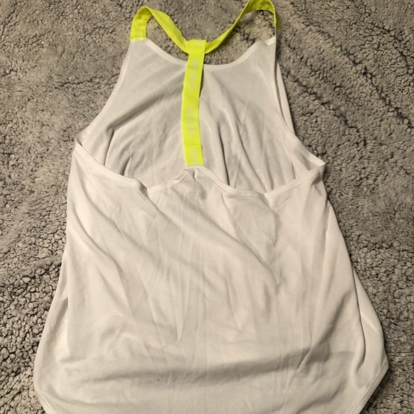 Nike Tops - Nike top